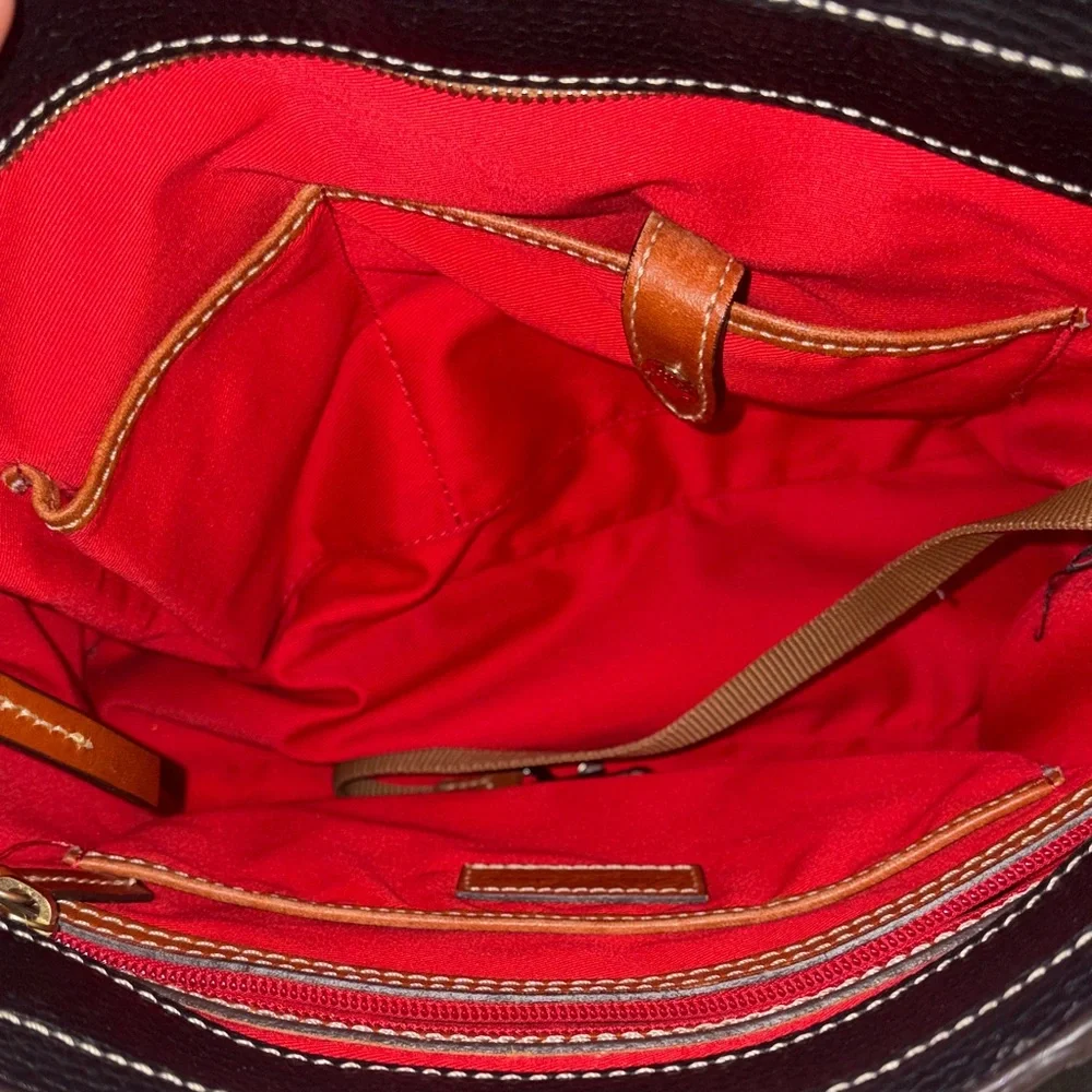 Dooney & Bourke Vintage Lexington Black Tote - Picture 12 of 16